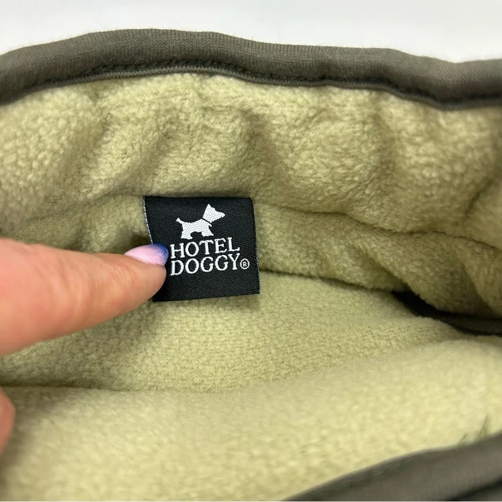 Hotel Doggy Micro fleece Vest Jacket in Olive Green and Navy Blue Size M